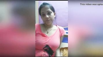 Raat ke Time Biwi Garam Lekin Pati NARAM