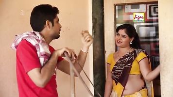 Sexy Bhabhi trying to seduce plumber