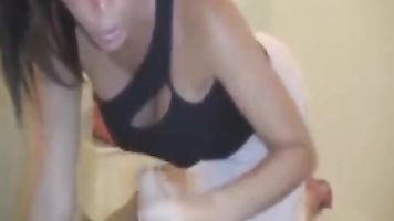 Busty wife of my boss chupandomelo to end up in your face fucking busty unfaithful friend shouts tas