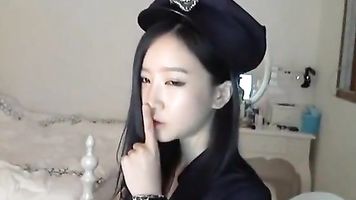 Korean Webcam Solo Strip - QueenPornCams.com