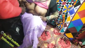 Desi Indian Bhabhi Fuck By Lover in Bedroom Indian Clear Hindi Audio