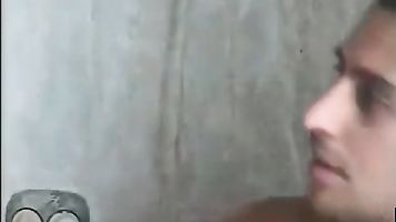 russian pair takes off his sex on camera